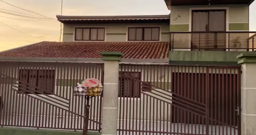 Oportunidade para moradia e investimento - lindo sobrado amplo com duas casas ni terreno