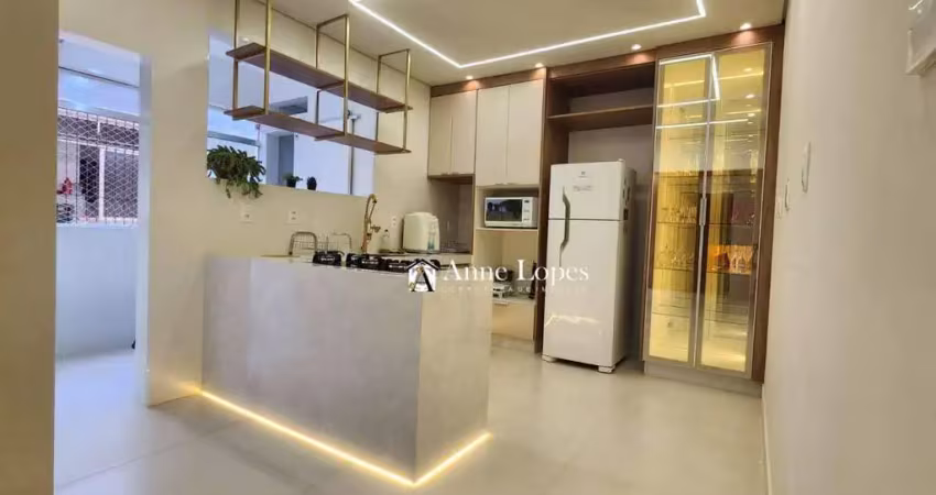 Apartamento amplo e reformado na ponta da praia!! conforto, localização e praticidade em um só lugar! aqui na anne lopes corretora!!apartamento amplo