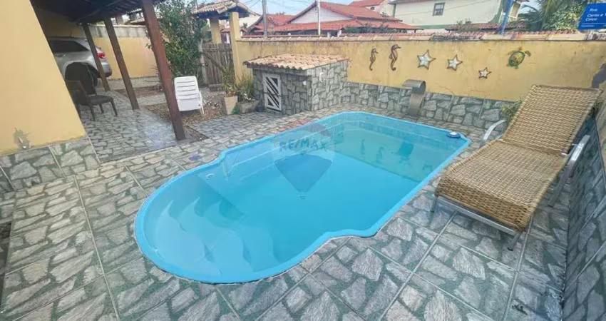 Casa ampla e aconchegante, à venda com 196m2,, 4 quartos, sendo 3 suítes em cordeirinho - maricá rj