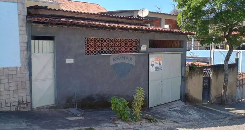 Venda de ótima  casa  93m2  com  2quartos e garagem campo grande-rj