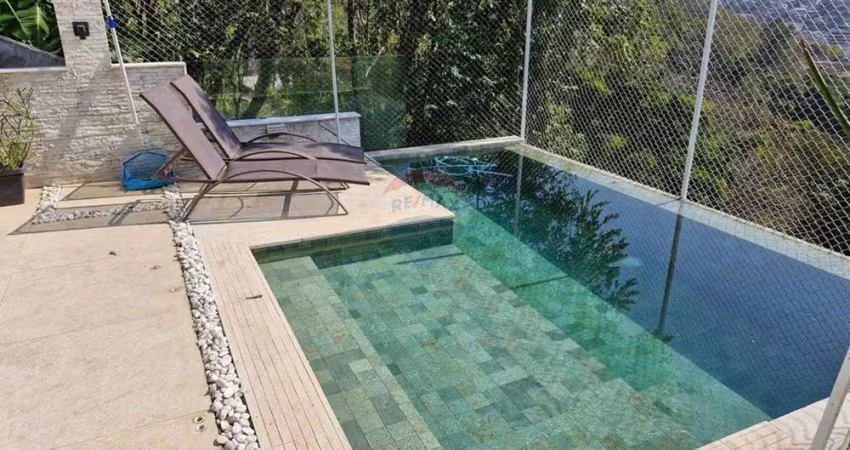 Casa de luxo de 337 m² e vista panorâmica à venda na tijuca com 3 quartos e edicula.