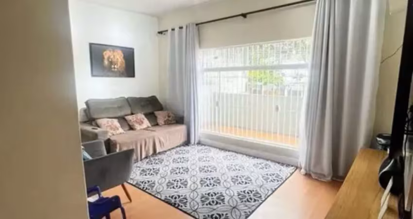 Casa com 2 quartos à venda na Rua Frederico Albuquerque, Jardim Itacolomi, São Paulo