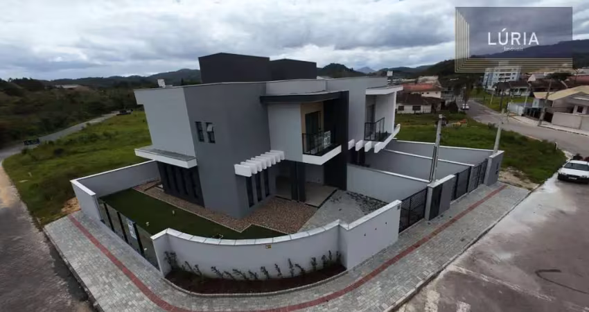 Sobrado com 3 dormitórios à venda, 131 m² por r$ 860.000,00 - bela vista - gaspar/sc
