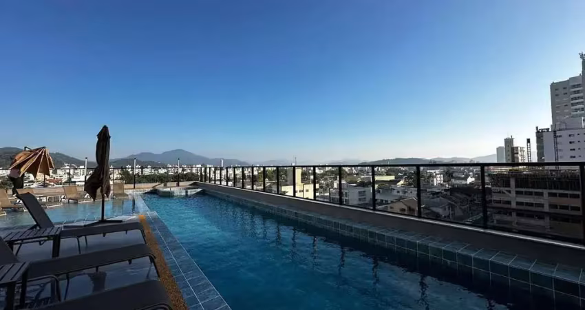Apartamento com 3 dormitórios à venda sendo 3 suítes, 133 m² por - r$ 2.390.000,00 - centro - bal. camboriú/sc