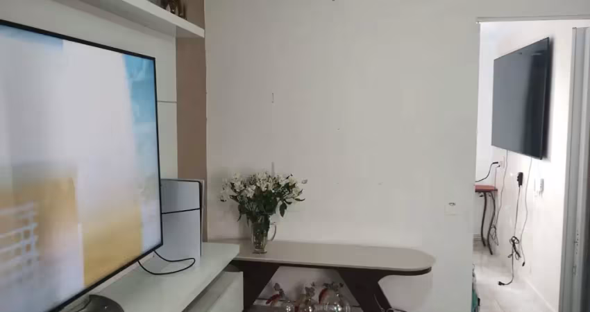 Apartamento 02 dormimitorios , 05 minutos metro arut alvim, com garagem