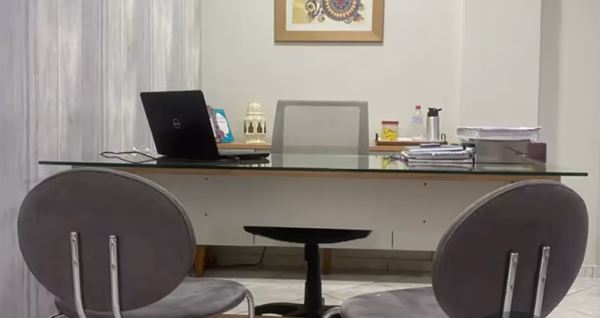 Sala comercial com 3 salas para alugar na Rua Senador Souza Naves, Centro, Londrina