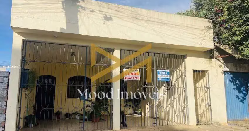 Casa para venda no bairro jardim amazonas, localizado na cidade de itaquaquecetuba / sp, ponto de referência estrada do são bento.  com 3 dormitórios, sendo 1 suíte, possui 2 banhe