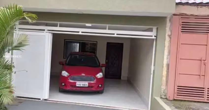 Casa para venda no bairro jardim palmas de itaqua, localizado na cidade de itaquaquecetuba / sp.  com 3 dormitórios, sendo 1 suíte, possui 2 banheiros, 2 vagas de garagem, 1 sala.