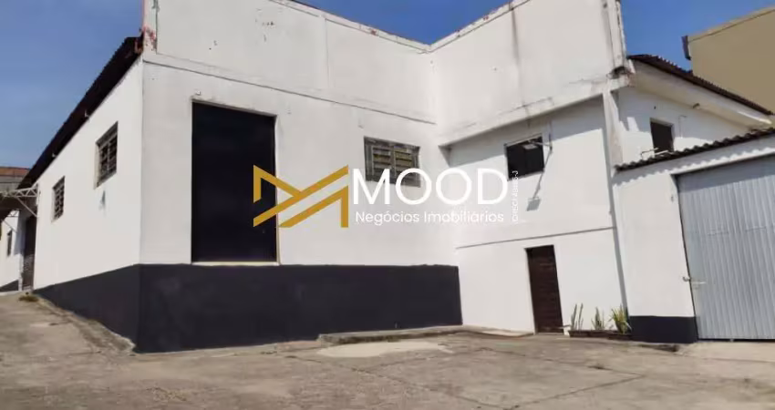 Galpão para locação no bairro parque novo horizonte, localizado na cidade de itaquaquecetuba / sp, ponto de referência shopping itaqua.  possui; amplos escritórios, 4 banheiros, 5