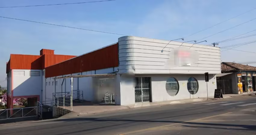 Barracão / Galpão / Depósito com 2 salas à venda na Avenida Universitária, 5001, São Defende, Criciúma
