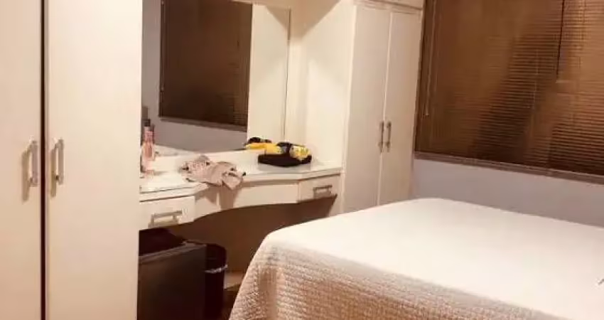 Casa com 3 quartos à venda na Rua Rosa Provencial Delgado, Parque Pinheiros, Taboão da Serra