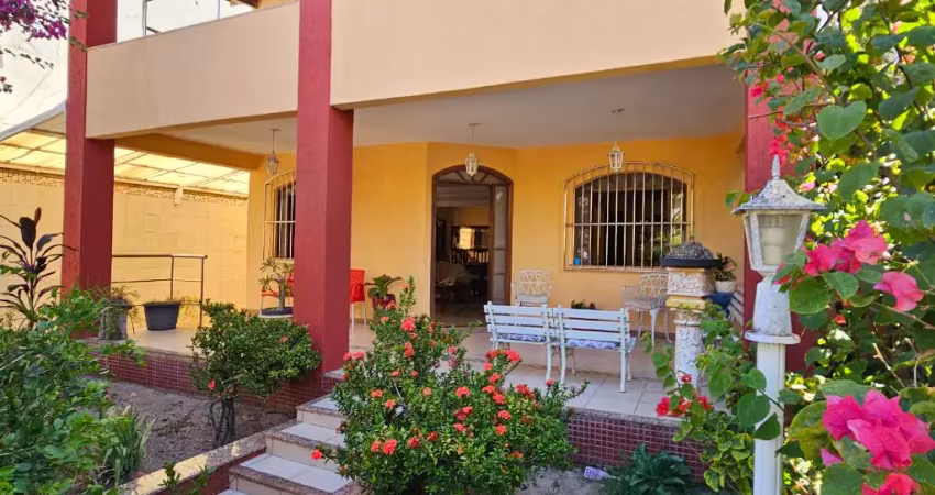 Casa com energia solar em salvador, com 4 suítes, próximo a praia.