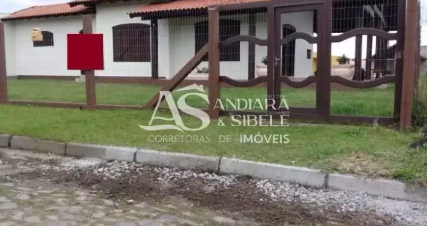 Casa com 2 quartos à venda na Zona Nova, Tramandaí 