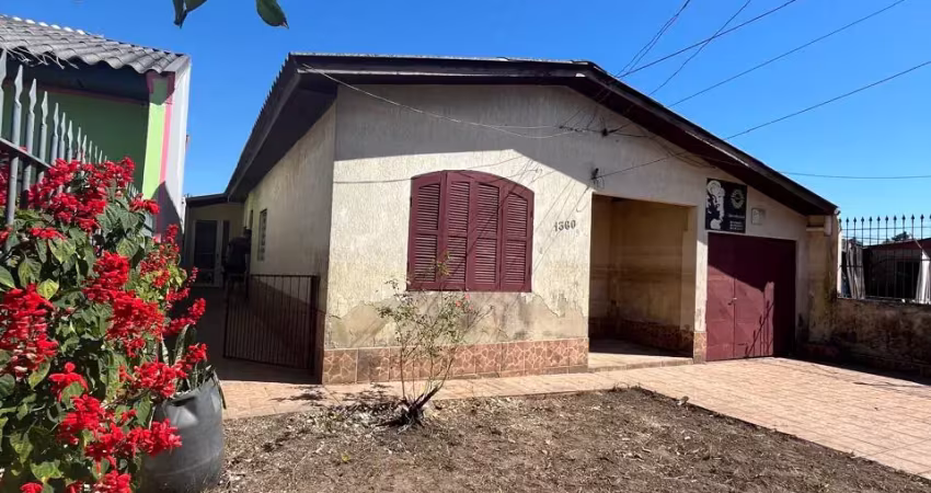 Excelente oportunidade: terreno amplo com possibilidade de casa acolhedora