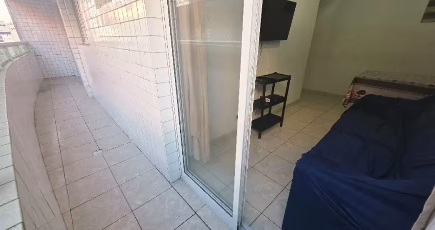 Trata-se de uma oportunidade.  imóvel abaixo do preço.  são 2 dormitórios com 2 vagas em prédio com piscina