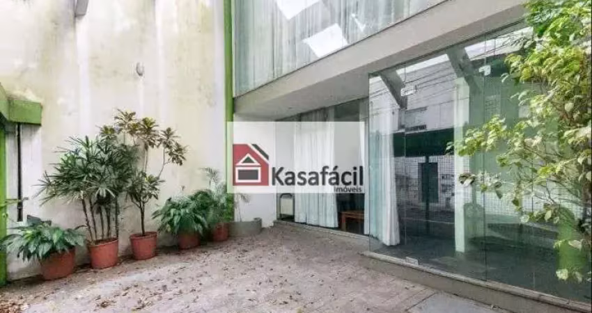 Casa com 3 quartos para alugar em Moema, São Paulo 