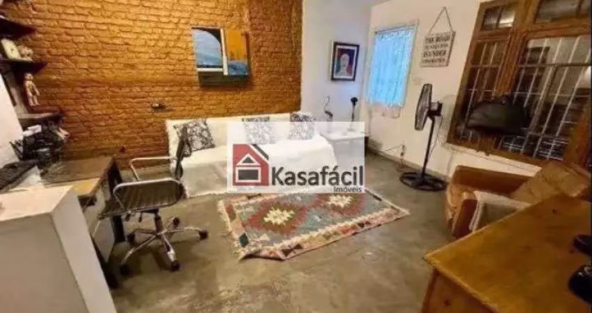 Casa com 2 quartos para alugar na Rua Itumbiara, Campo Belo, São Paulo