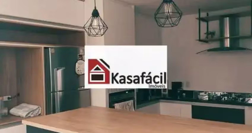 Casa alto padrão com cozinha americana, área gourmet e 4 vagas no campo belo