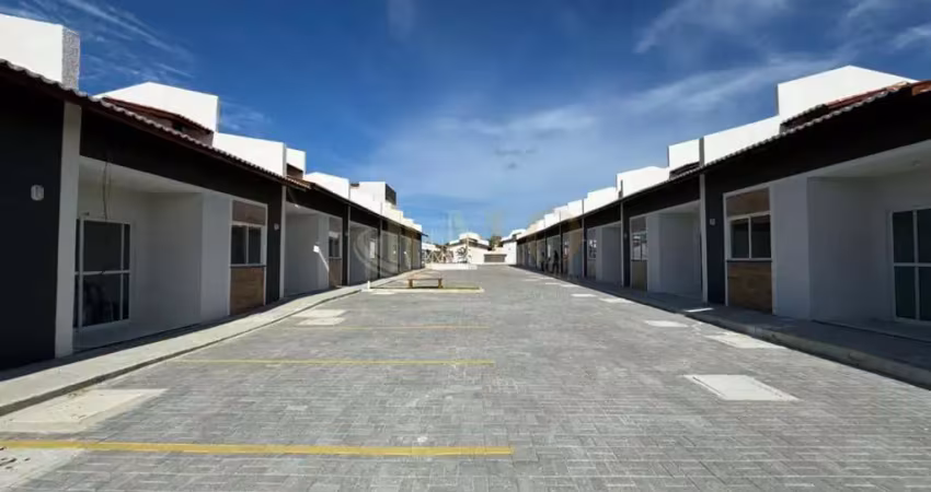 Casa de condomínio à venda em curicaca, caucaia: 54m², 2 quartos, 1 suíte, 1 banheiro. aproveite por r$250 mil!