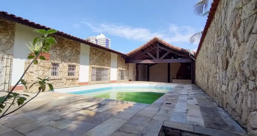 Maravilhoso apartamento para locação!   apartamento 2 dormitórios (1suíte) - 77m² - ampla sacada vista mar! condomínio na avenida da praia com lazer completo!   varanda na sala interligada com um quar