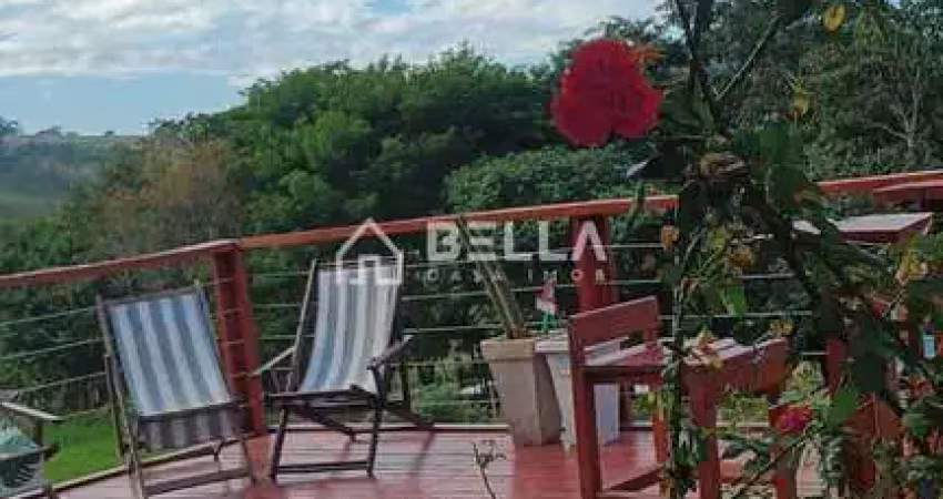 Chácara em condomínio fechado – refúgio natural com lazer, segurança e tranquilidade! com piscina .