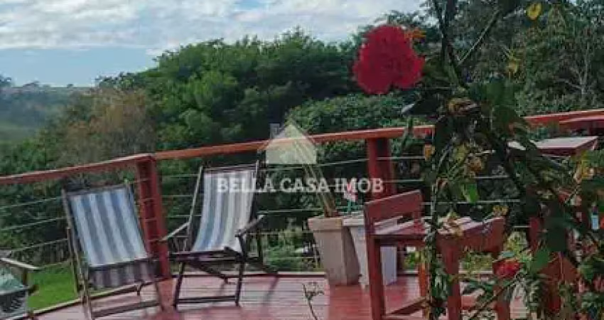 Chácara em condomínio fechado – refúgio natural com lazer, segurança e tranquilidade! com piscina .