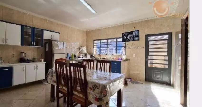 Casa com 3 quartos à venda na Vila Angélica, Sorocaba 