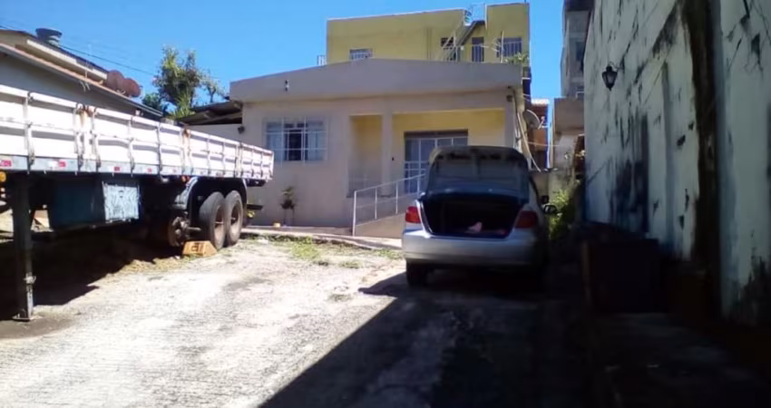 Casa com 3 quartos à venda no Bandeirantes, Contagem 