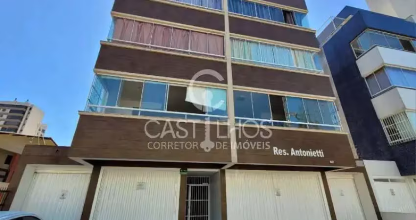 Aconchegante apartamento no centro de tramandaí com dormitório e box