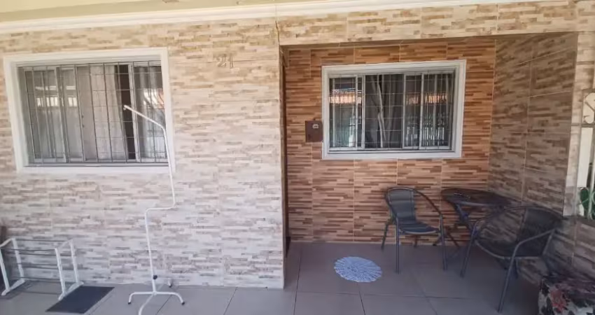 Excelelente casa a venda na qi 3 guará i composta por 3 quartos sendo uma suíte toda na laje lote de 90m²