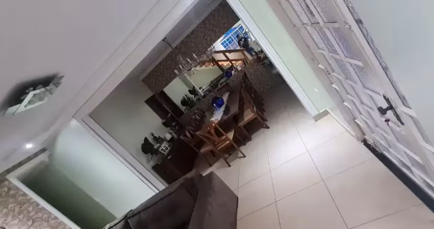 Linda casa a venda na qr 210 em samambaia ótimo padrão de construção  umas das melhores localização da cidade 4 quartos