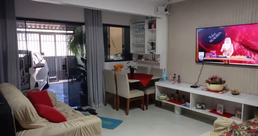 Casa a venda em samambaia na qr 206 proximo do metrô e dos principais comércios da cidade