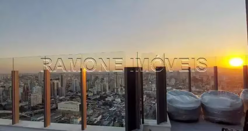 Vende-se apartamento de 90m2, 2 suítes e 2 vagas de garagem, ótima localização