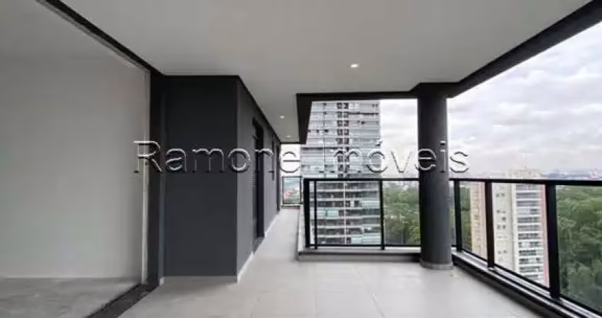 Vende-se apto no condomínio garden são francisco - 184m2 com 3 suítes opção de 4 dormitórios,  4 vagas de garagem cobertas + 2 depósito privativo