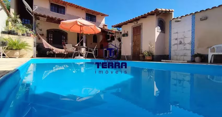 Casa linear 3 quartos (1 suíte) com piscina e edícula no barroco - itaipuaçu!