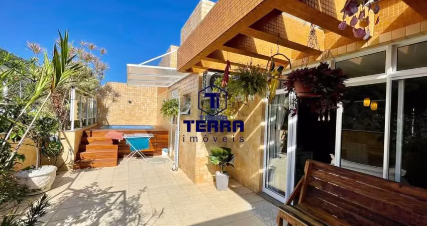 Cobertura duplex com 3 quartos sendo uma suíte ao lado de itacoatiara