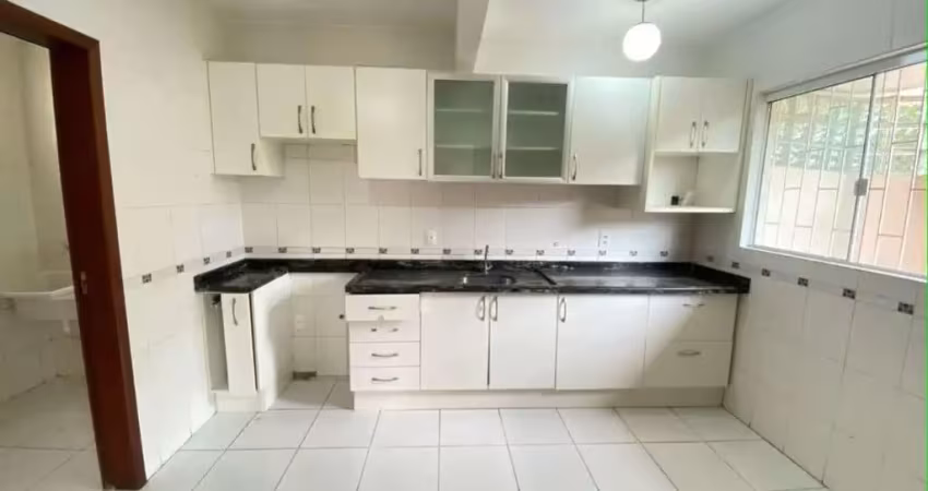 Casa à venda no centro no bairro vila thereza - vinhedo - são paulo - sp