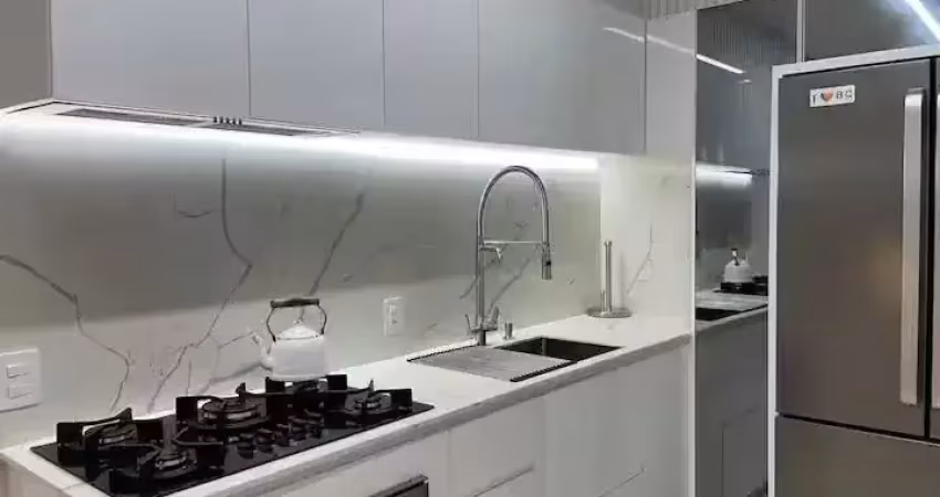 Apartamento amplo – 72m² – praia do forte, cabo frio/rj se você busca um imóvel espaçoso, bem localizado e pronto para morar, este apartamento na rua principal da praia do forte é a escolha ideal! a a
