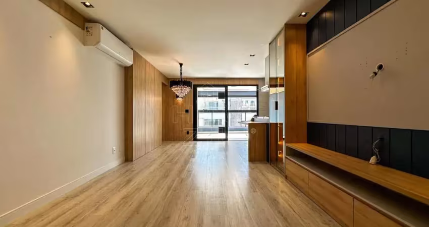 Apartamento para locação no centro de navegantes sc!