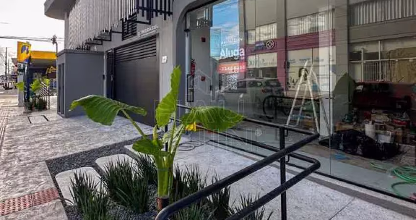 Sala comercial para locação no centro de navegantes sc!