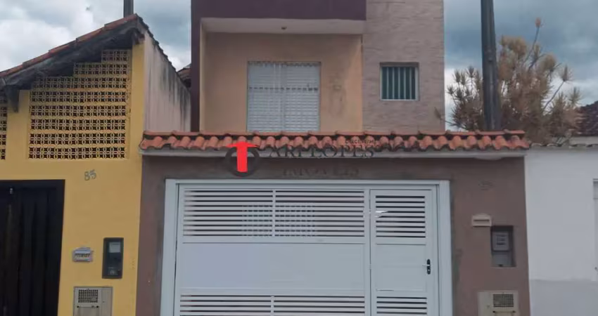 Sobrado 3 dormitorios elegante perto da praia com solarium itaoca
