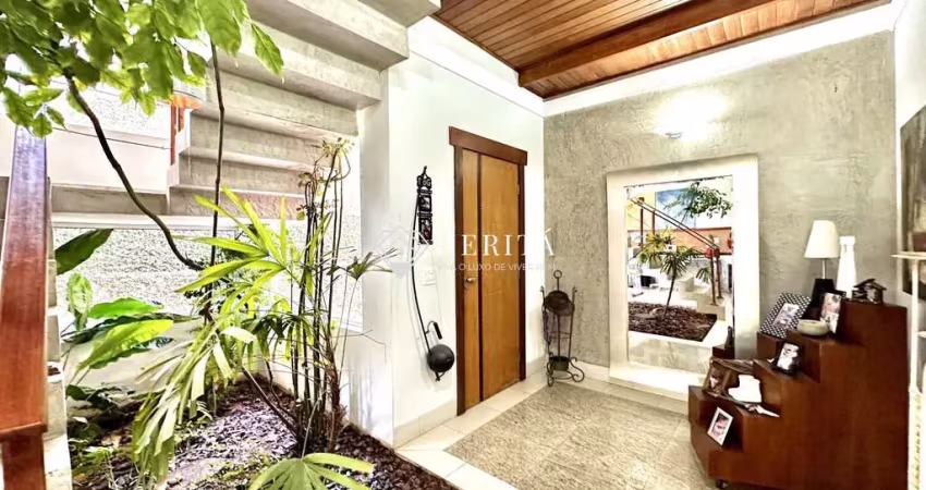 Casa espetacular em condomínio de itu: 4 suítes, lazer completo e fundo mata!