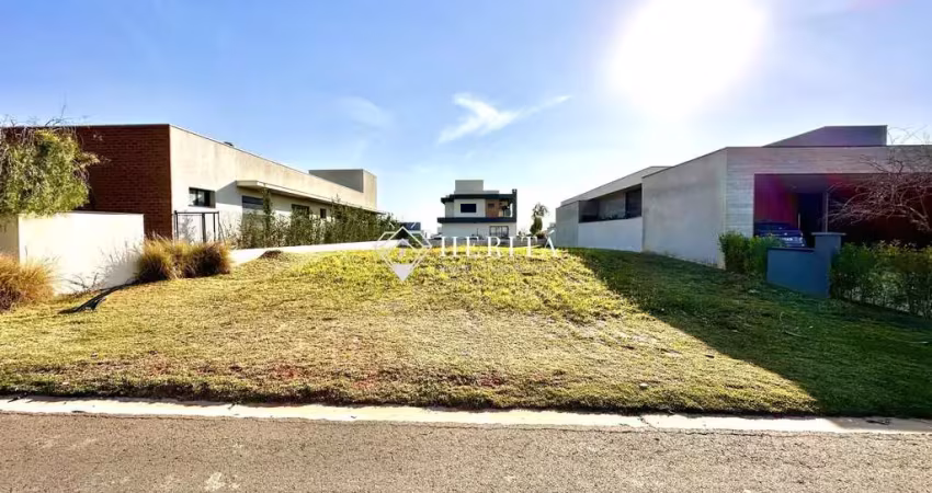 Terreno plano 503m² no villas do golfe: perto da piscina e quadras!