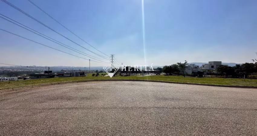 Terreno espaçoso e privativo em condomínio desejado - campos de santo antonio ii