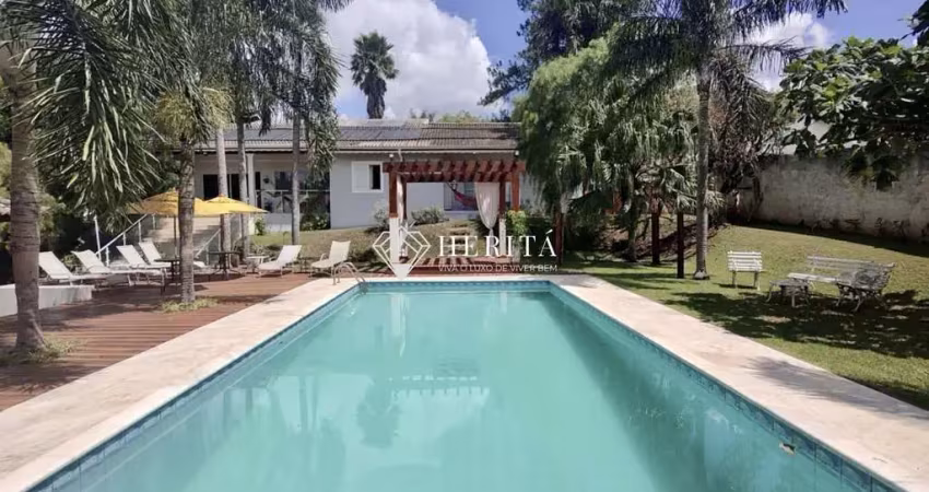 Casa de campo completa: 5 suítes, lazer e árvores frutíferas em um só lugar.