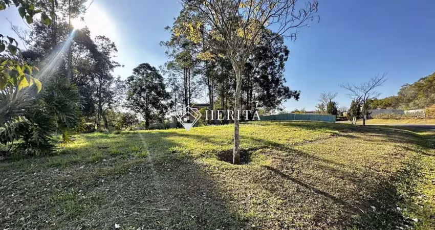 Terreno de 2.850m² em condomínio de luxo! sua chance de morar bem.