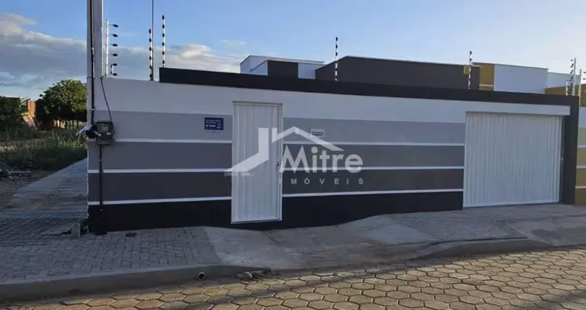 Casa à venda na Rua Nilza Pires de Almeida, Bom Jesus, Mossoró
