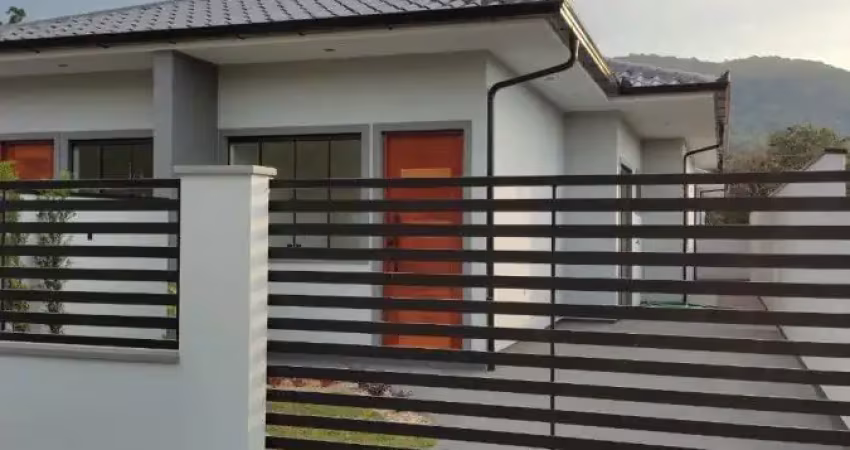 Casa com 2 quartos à venda na Rua Maria Saturnina de Jesus, Forquilhas, São José
