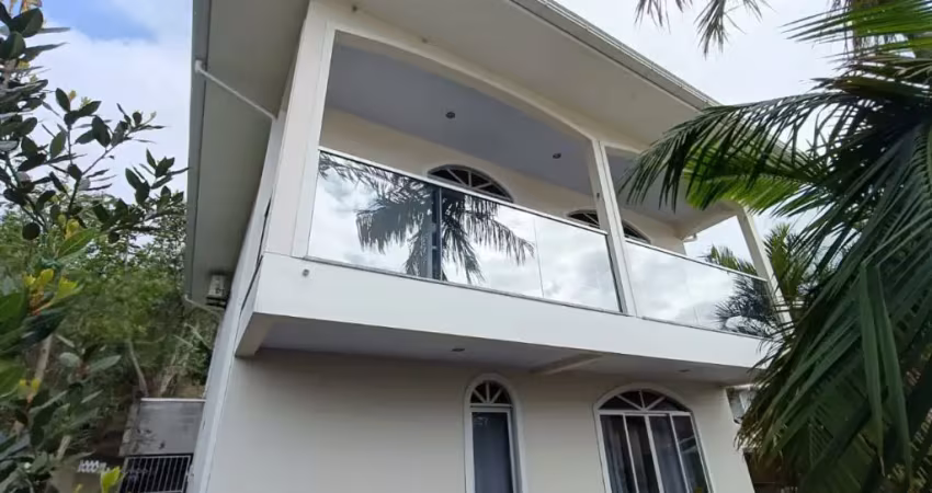 Casa com 4 quartos à venda no Enseada de Brito, Palhoça 
