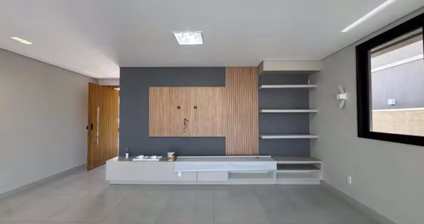 Sobrado de alto padrão no condomínio alecrins, região do alphaville